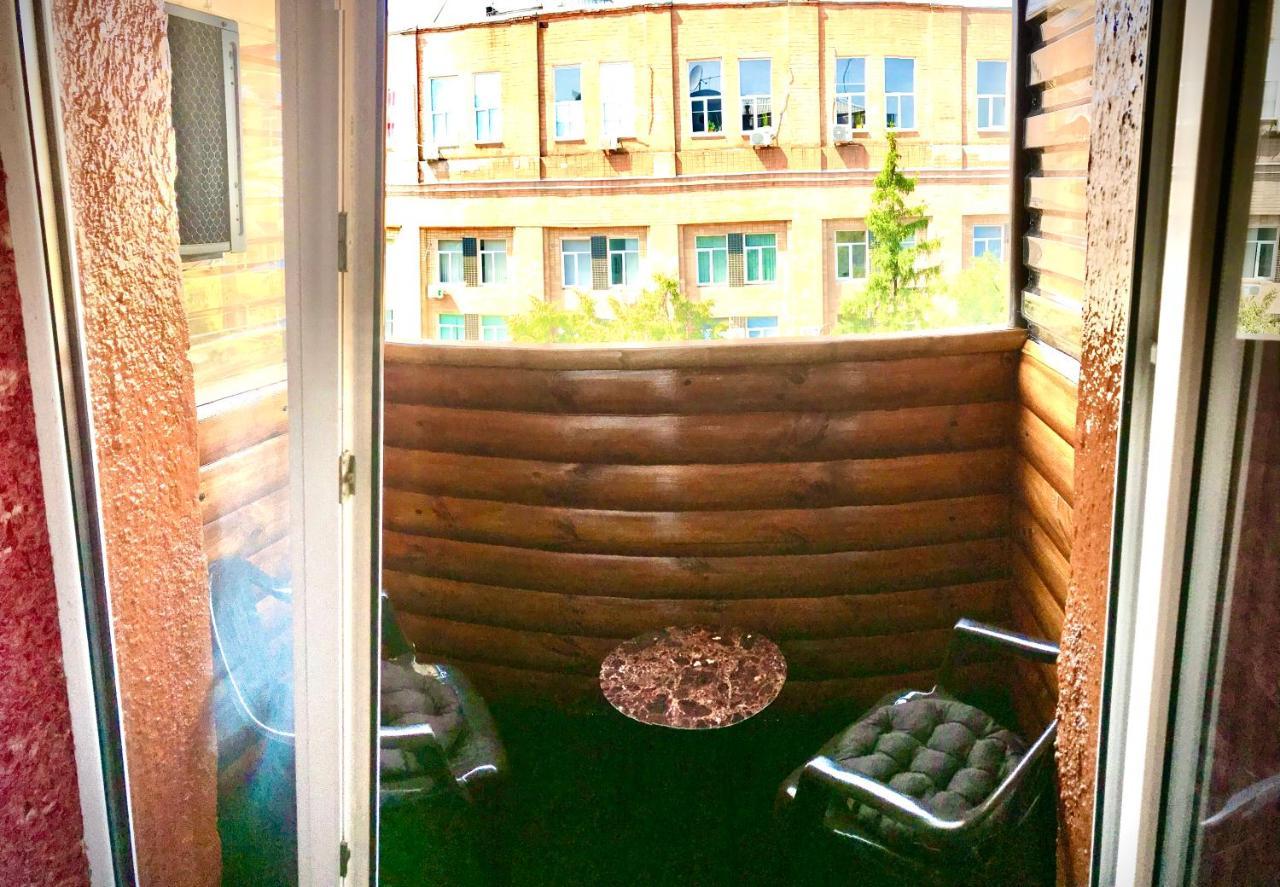 One-Bedroom Apartment On Gagarina Harkiv Exterior foto